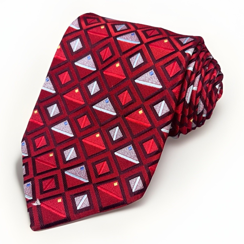XMI Classic Silk Tie Red Geometric Jacquard‎ Woven Made In Italy 61 x 4